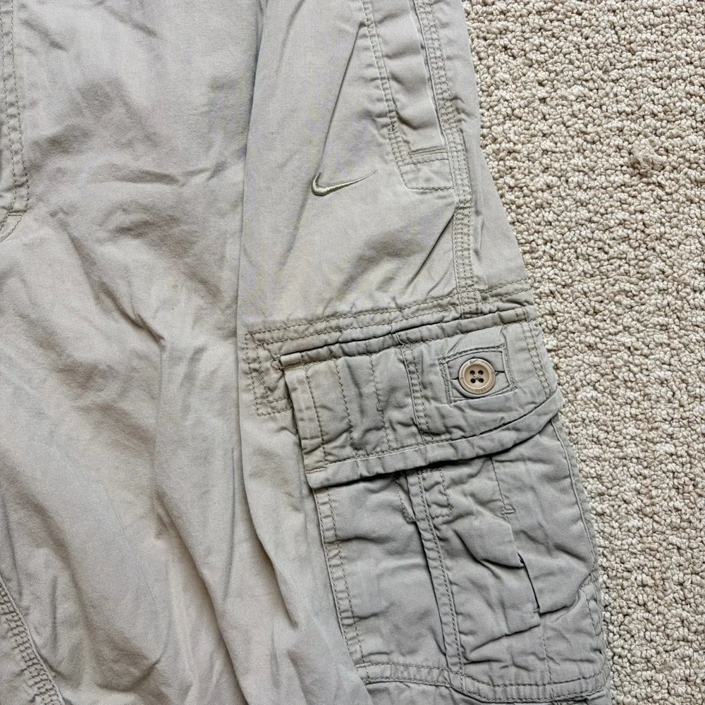 Nike Athletic‎ Dept Mens XL Cargo Shorts Khaki Tan Cotton Embroidered Swoosh 38W